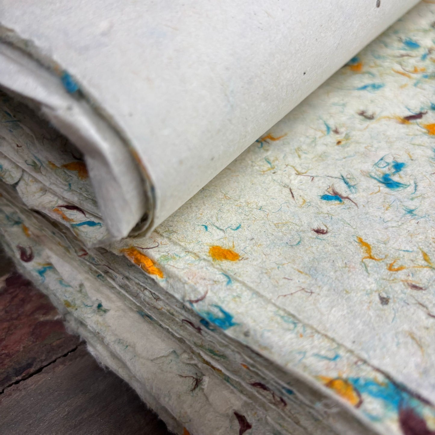 Lokta Craft y Papel de Regalo 51x76cm – Verde hierba