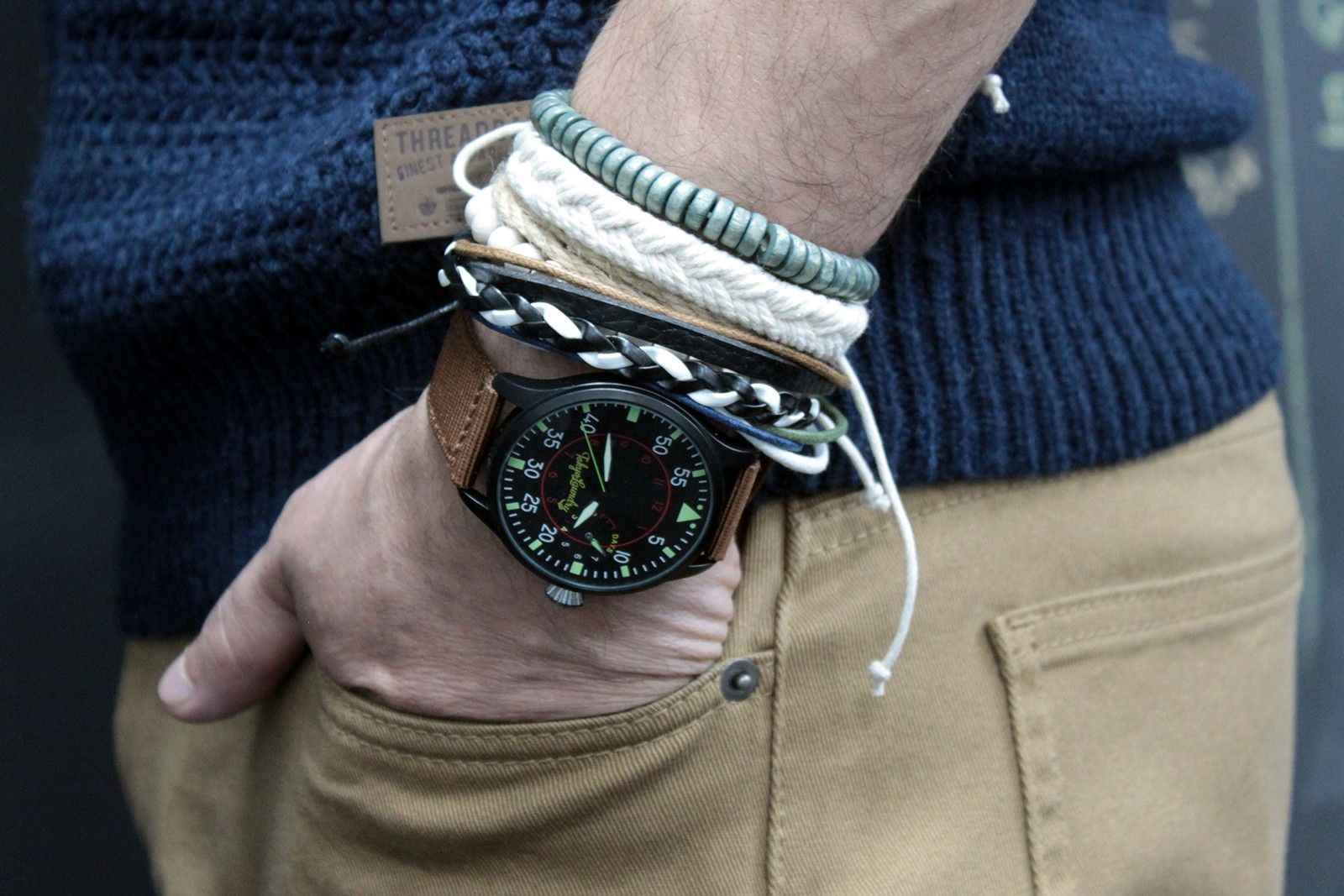 Pulsera de Hombre - Negro (color aleatorio)