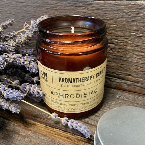 Aphrodisiac Aromatherapy Candle & Zodiac Bath Bomb Set - Aries Edition